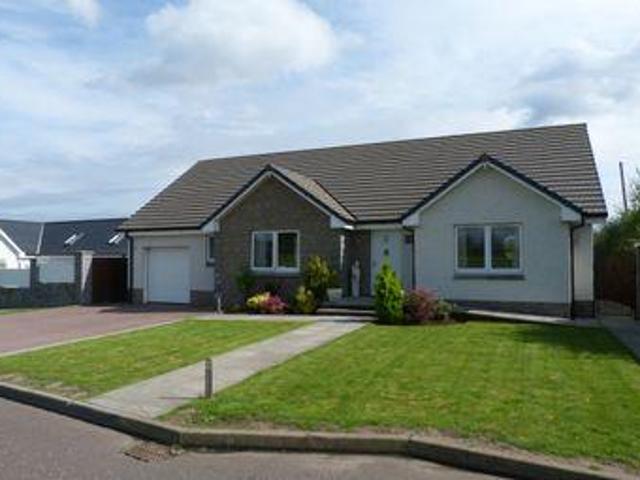 House for sale in Kelty, Scotland