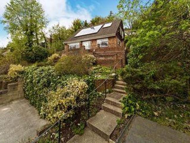 House for sale in Hillview, Surrey