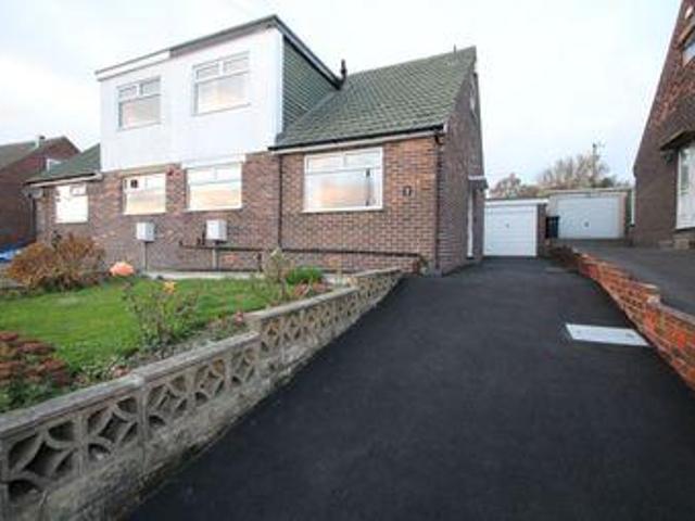 House for sale in Huddersfield, West Yorkshire