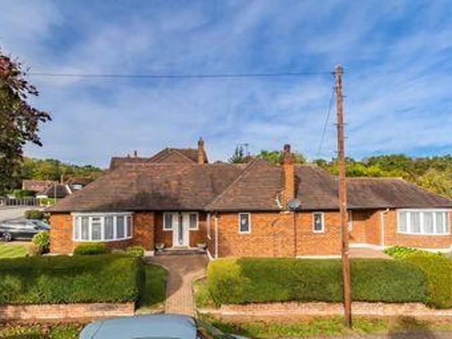 House for sale in Epping
