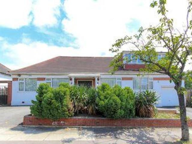House for sale in Edgware, Greater London
