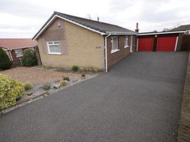 House for sale in Huddersfield, West Yorkshire
