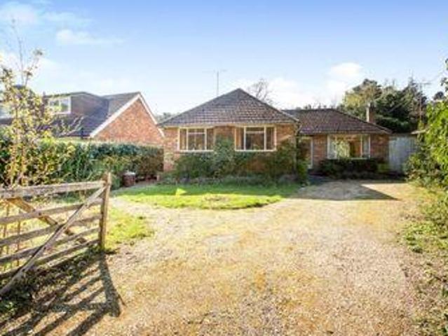 House for sale in Heol-las, Surrey