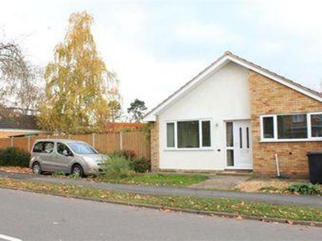 House for sale in Green Close, Warwickshire