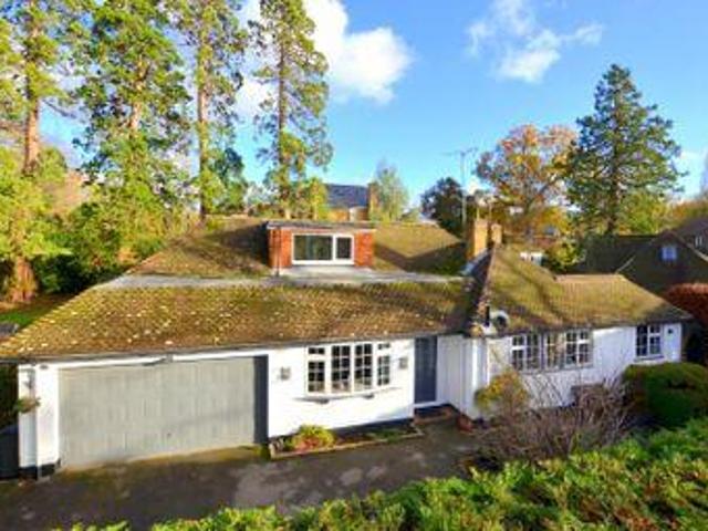 House for sale in Pachesham Park, Surrey