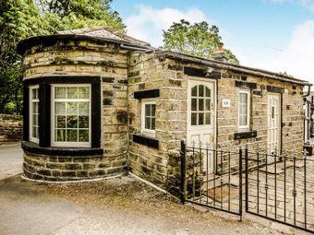 House for sale in Halifax, Calderdale