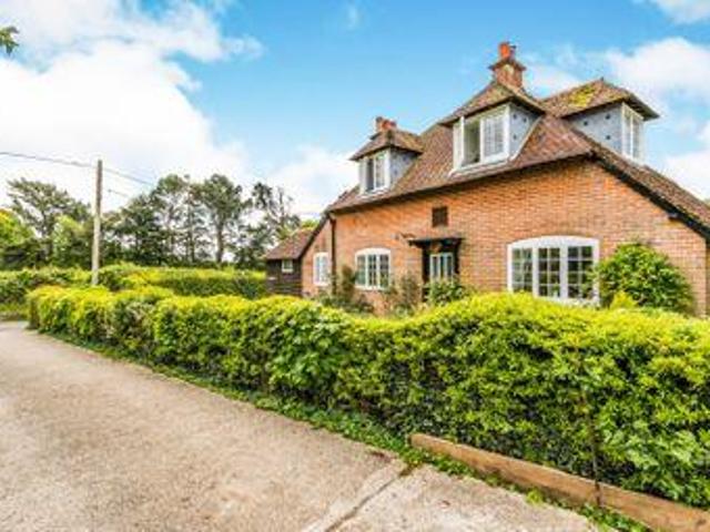 House for rent in Littlecote, West Sussex