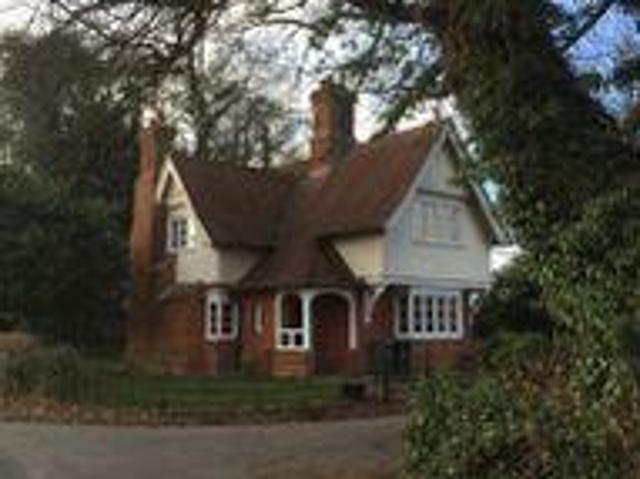 House for rent in Red Hill, Surrey