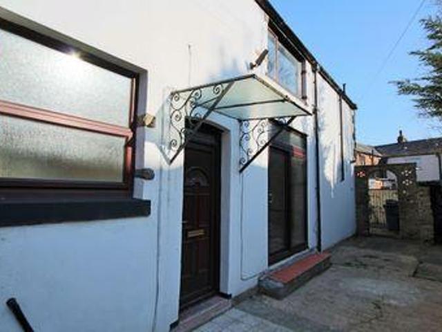 House for rent in Higher Bartle, Lancashire