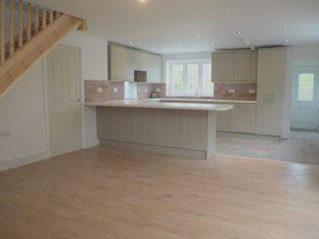 House for rent in Coedffranc, Jersey Marine