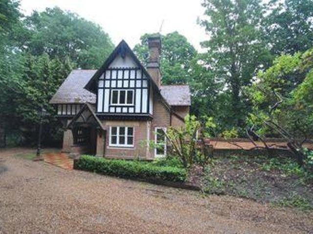 House for rent in Red Hill, Surrey