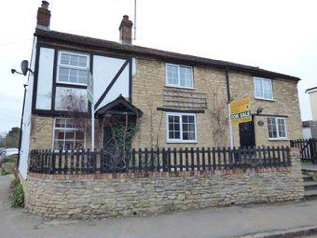 House for sale in Bedford