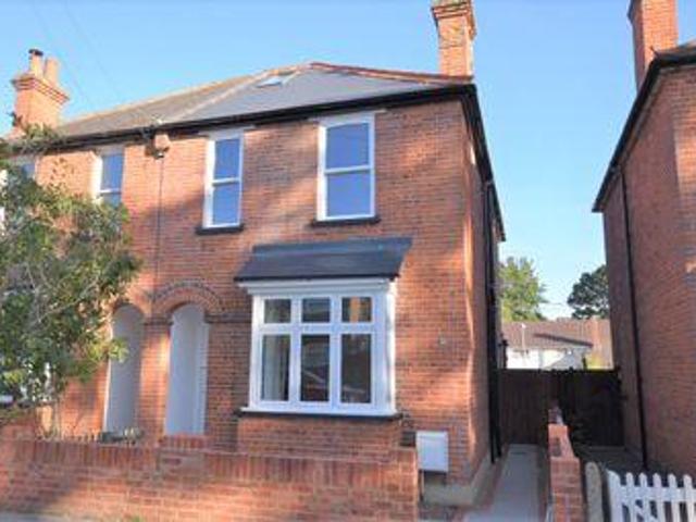 House for sale in Ascot
