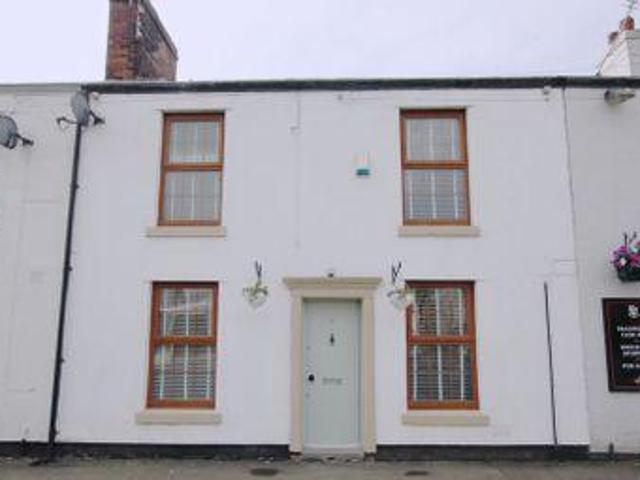 House for sale in Higher Bartle, Lancashire