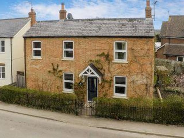 House for sale in Aylesbury, Buckinghamshire