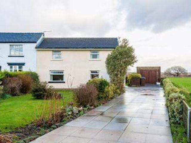 House for sale in Roby Mill, Lancashire