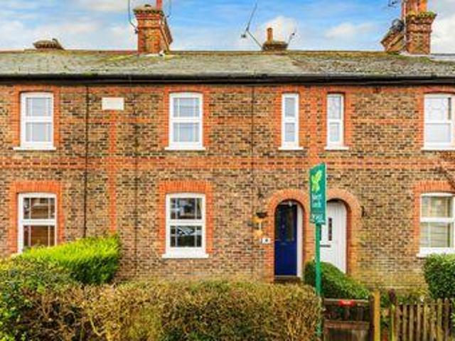 House for sale in Hillview, Surrey