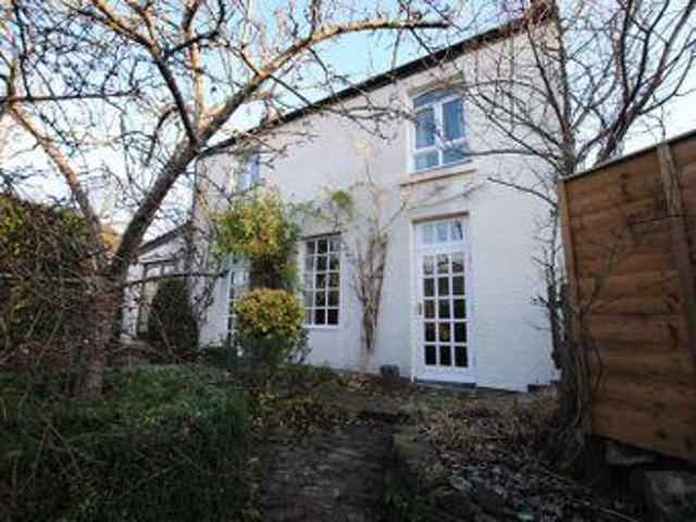 House for sale in Bromsberrow Heath, Gloucestershire