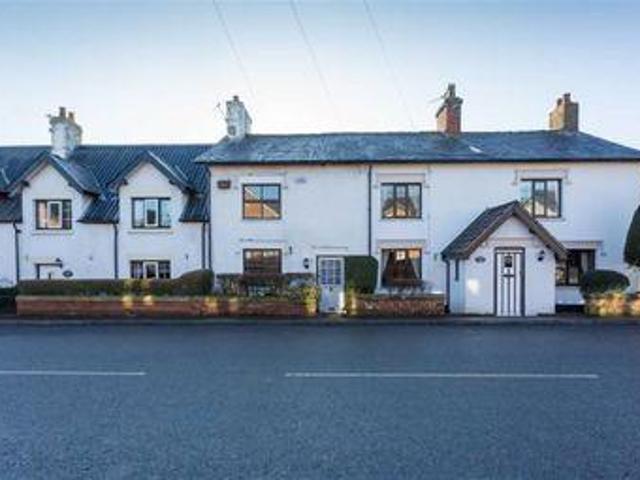 House for sale in Higher Bartle, Lancashire