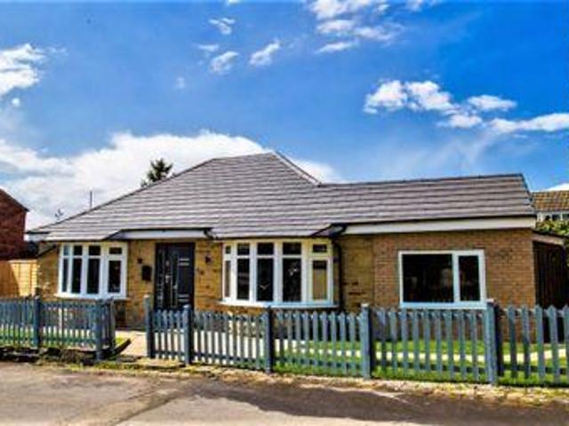 House for sale in Dewsbury, West Yorkshire