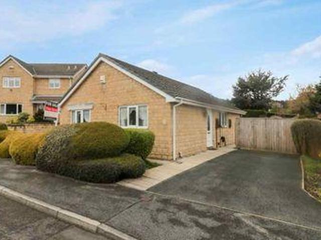 House for sale in Huddersfield, West Yorkshire