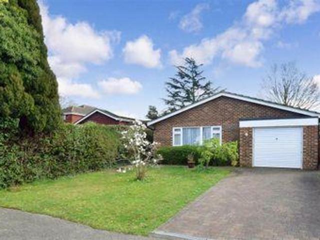 House for sale in Pachesham Park, Surrey