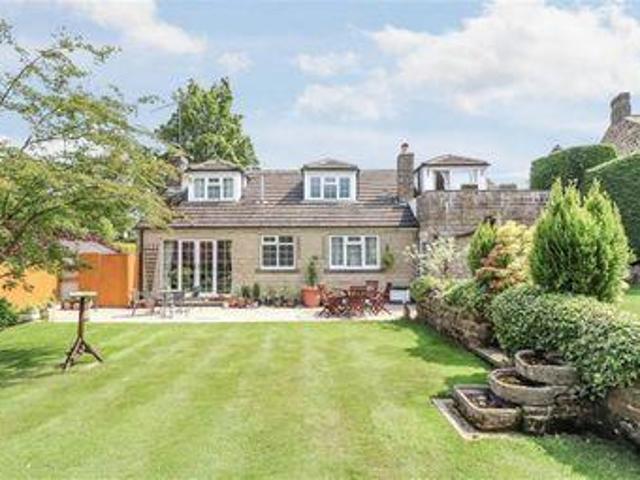 House for sale in Harrogate, North Yorkshire