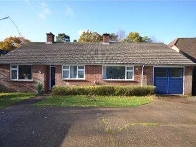 House for sale in Crowthorne, Bracknell Forest