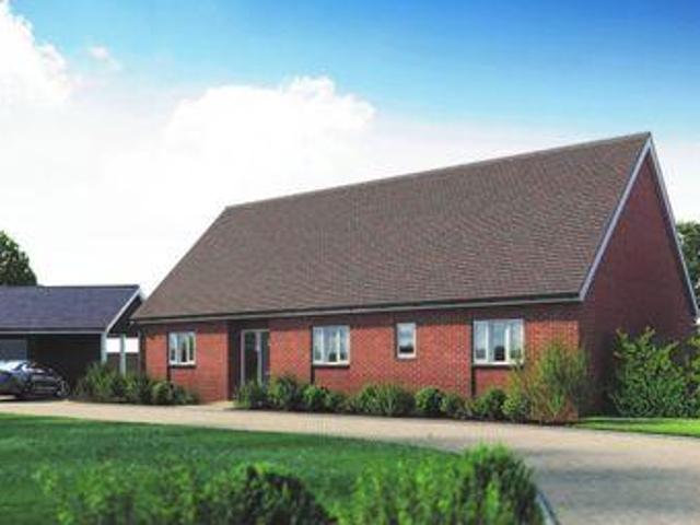 House for sale in Chelmondiston, Suffolk