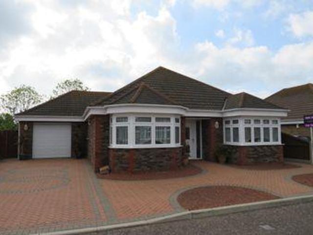 House for sale in Dale Hill, Essex