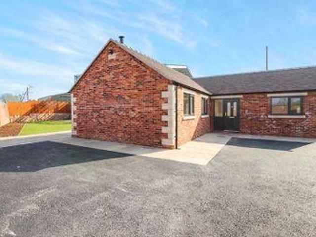 House for sale in Kingsley Moor, Staffordshire