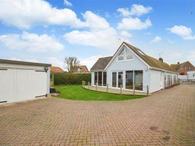 House for sale in Heathlands, East Sussex