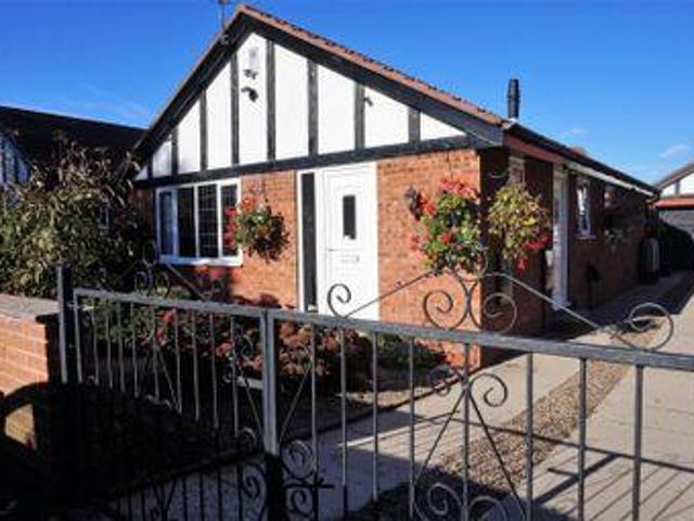 House for sale in Ossett, West Yorkshire