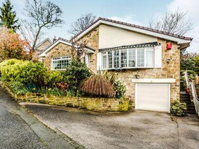 House for sale in Huddersfield, West Yorkshire
