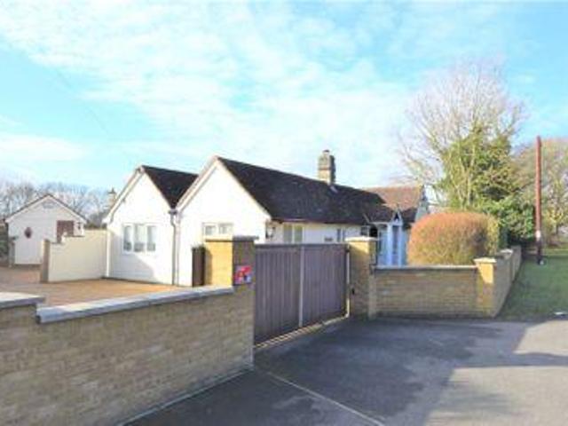 House for sale in Duton Hill