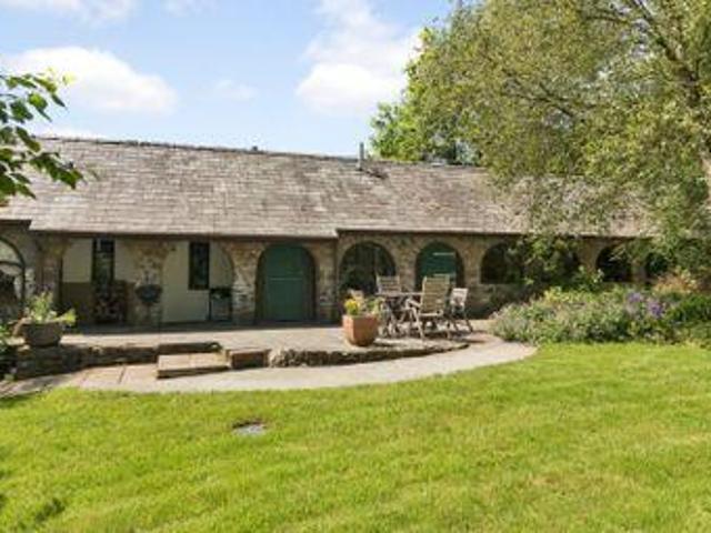 House for sale in Llandeilo, Wales