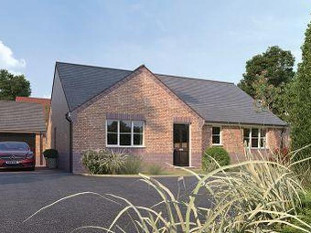 House for sale in Loundsley Green, East Midlands