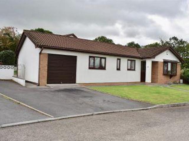 House for sale in Ammanford, Wales