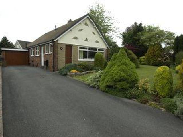 House for sale in Huddersfield, West Yorkshire