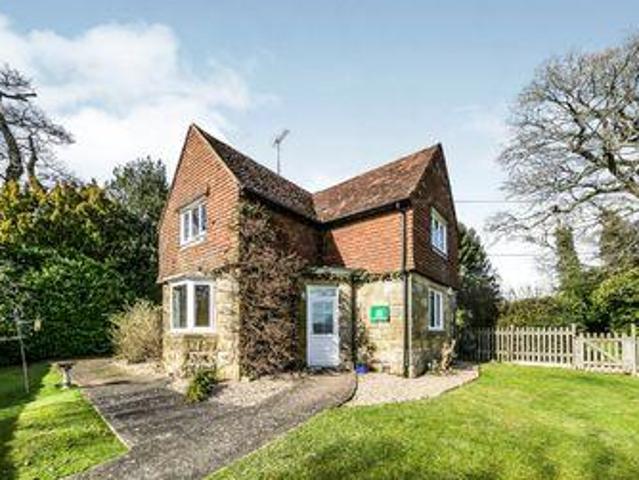 House for rent in Perryfields, West Sussex