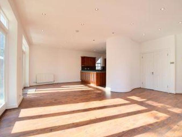 House for rent in Edgware, Greater London
