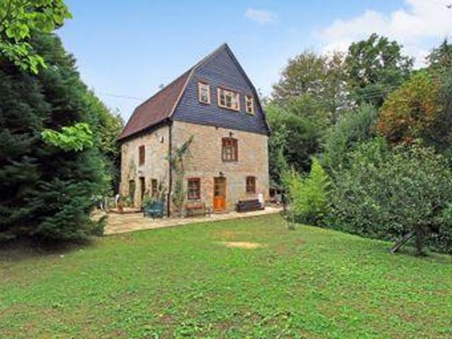 House for rent in Perryfields, West Sussex