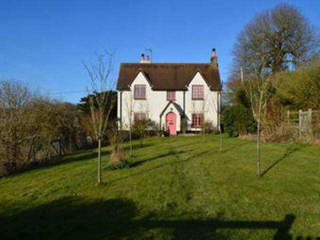 House for rent in Pouchen End, Hertfordshire