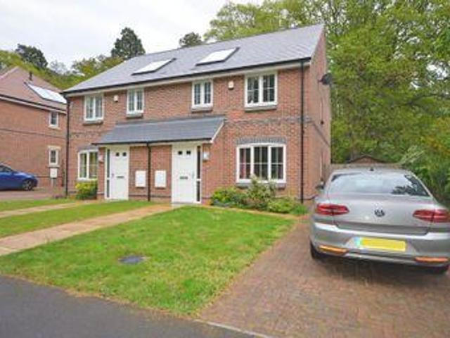 House for rent in Crowthorne, Bracknell Forest