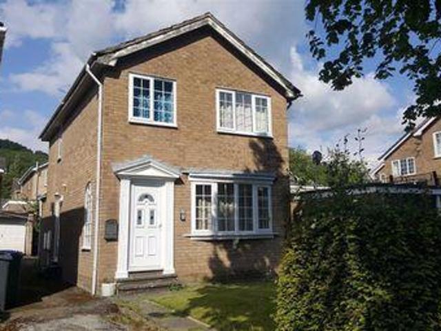 House for sale in Froggatt, East Midlands