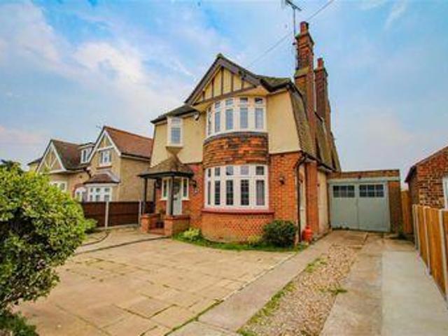 House for sale in Dale Hill, Essex