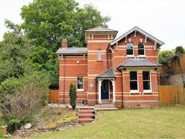House for sale in The Bridge, Kent
