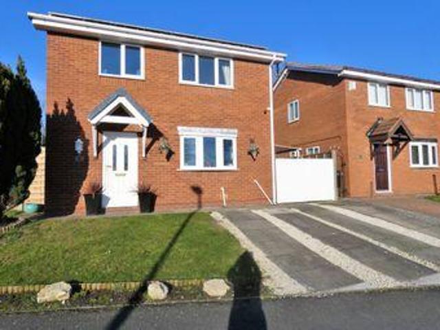 House for sale in Halton