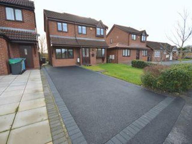 House for sale in Widnes, Liverpool City Region