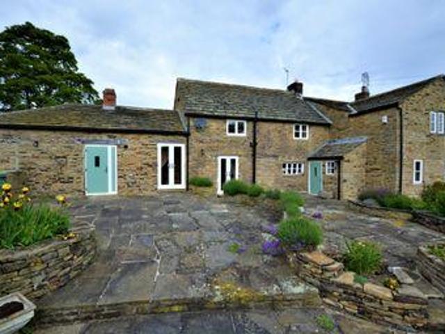 House for sale in Dewsbury, West Yorkshire